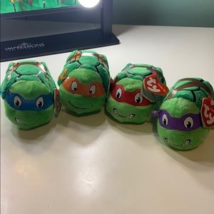 NINJA TURTLES TY COLLECTION